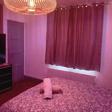 T2 Cosy Plenitude H24 Wifi Parking Prive Netflix * Alençon